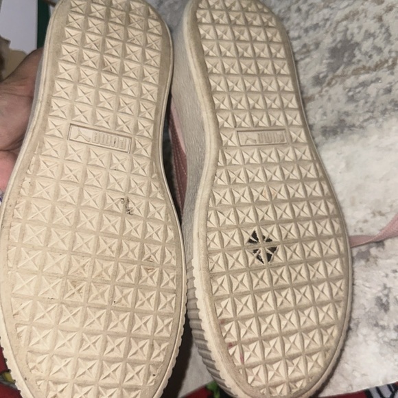 Puma Suede Platform Mono Satin Shoes - Picture 5 of 6